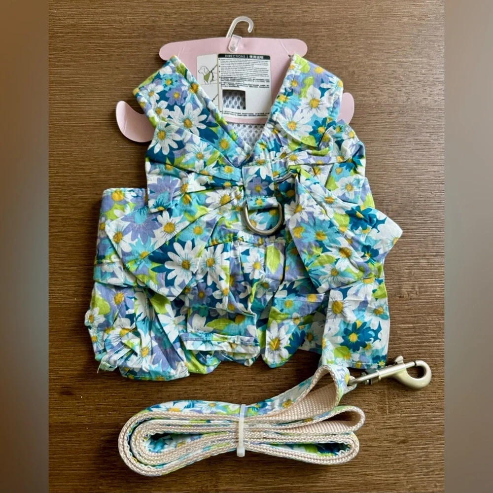NWT Zichen Dress for Pet White Blue Purple Green with Leash